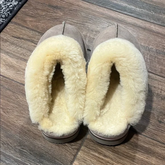 BearPaw Women's Slippers - Picture 5 of 8